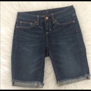 GAP Bermuda Short